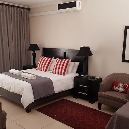 Presidensie Guest Rooms Потчефструм Екстериор снимка