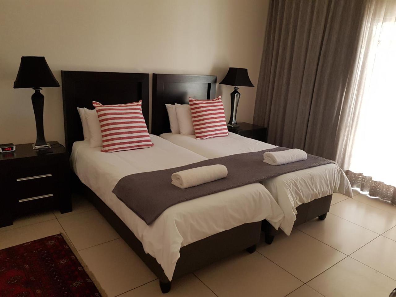 Presidensie Guest Rooms Потчефструм Екстериор снимка